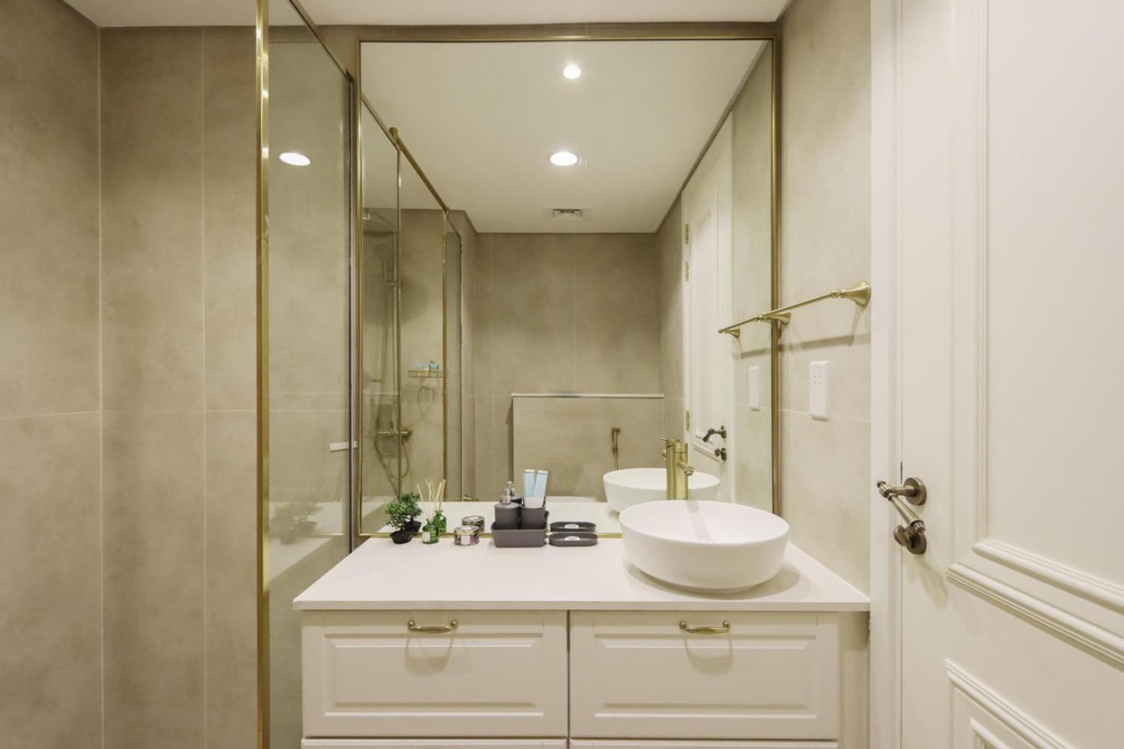 Apartment Livbnb-modern 1br Oasis With Stunning Terrace, Jvc
